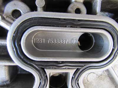 BMW N62 Alternator Bracket with Engine Oil Thermostat 12317533837 545i 550i 645Ci 650i 745i 750i X56